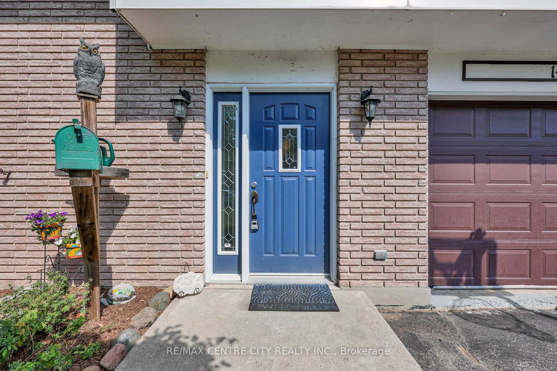 Photo 3 of 141 St Andrew Street E, Aylmer — HOMEH