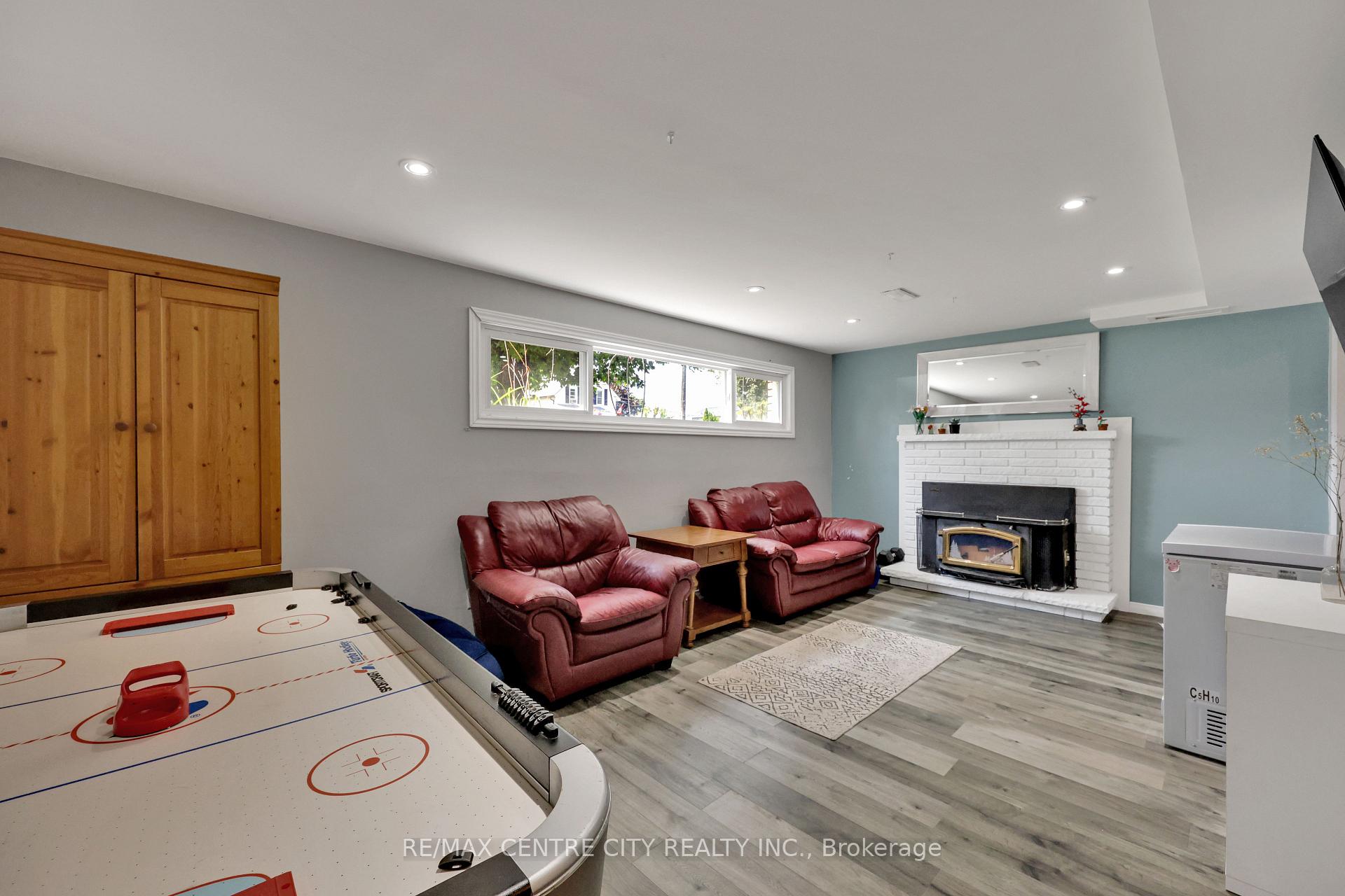 Photo 30 of 141 St Andrew Street E, Aylmer — HOMEH