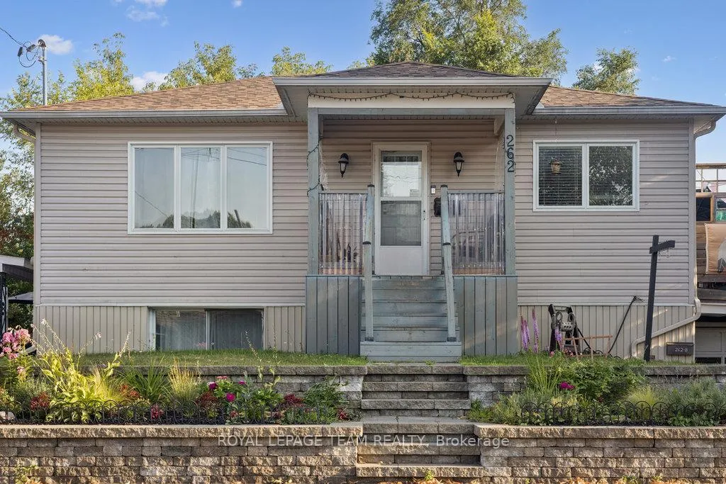 Photo 2 of 262 St Jacques Street, Ottawa, Vanier — HOMEH