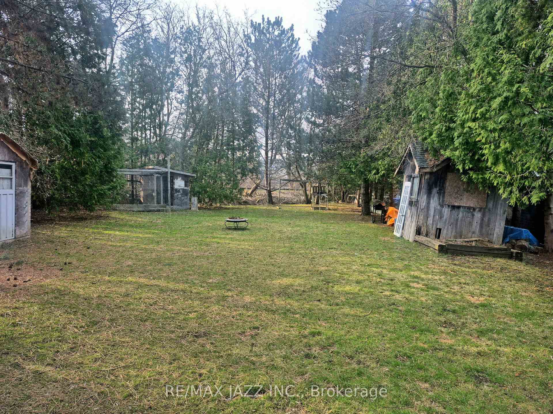 Photo 18 of 35 Maple Street, Uxbridge — HOMEH
