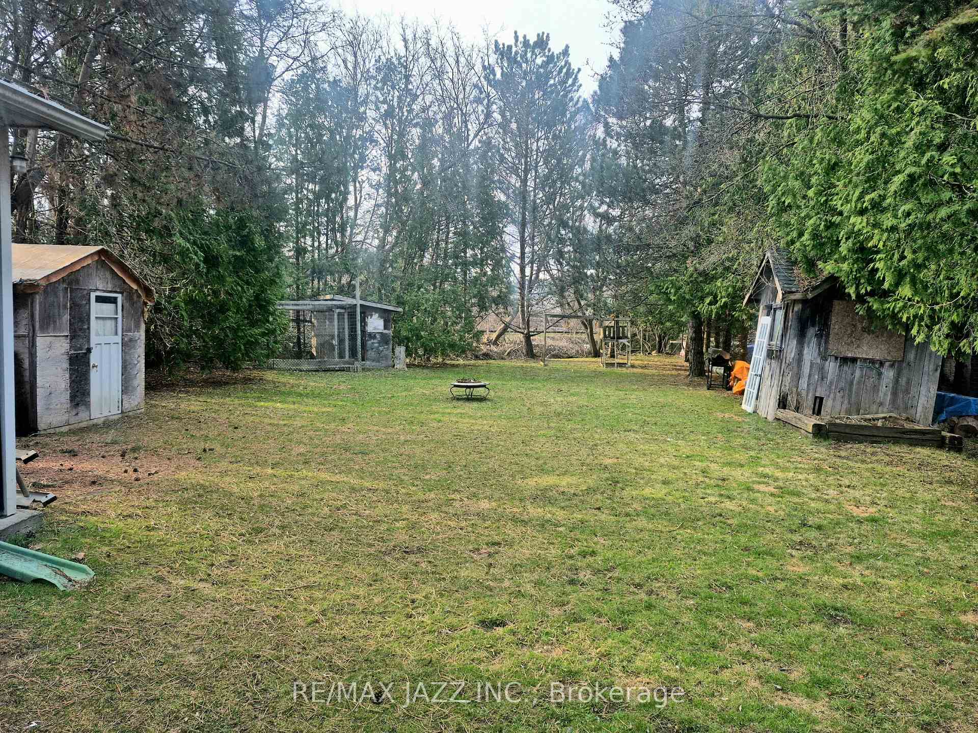 Photo 19 of 35 Maple Street, Uxbridge — HOMEH