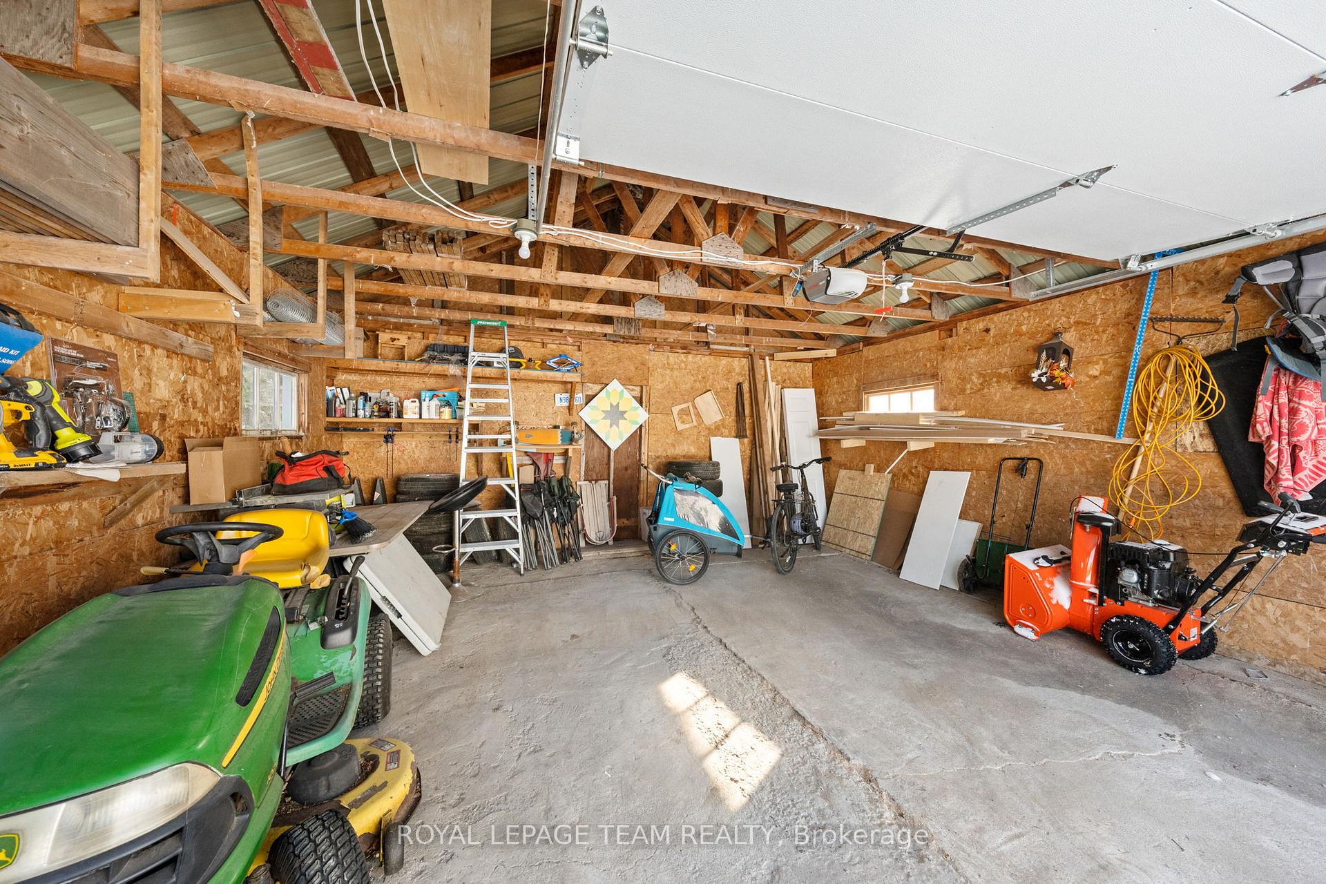 Photo 39 of 2569 10th Line, Beckwith, Beckwith Twp — HOMEH