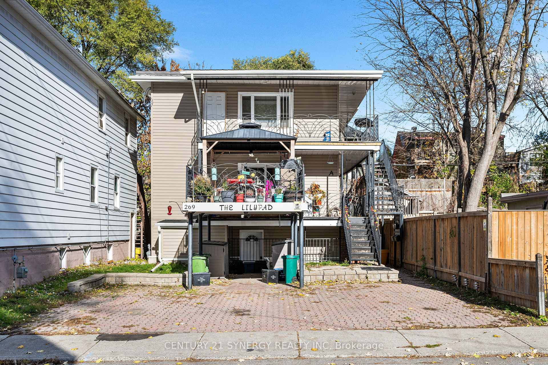 Front of Unit C, 269 Lalemant Street