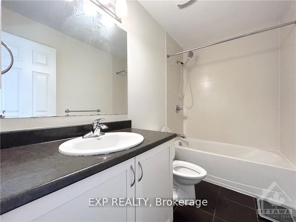 Photo 18 of 649 Clearbrook Drive, Ottawa, Barrhaven - Strandherd — HOMEH
