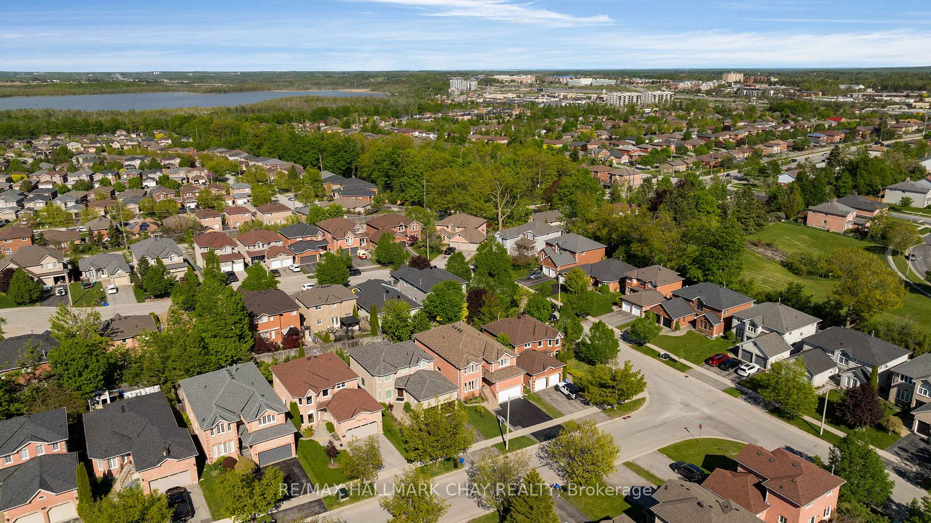 Photo 37 of 3 Meyer Avenue, Barrie, East Bayfield — HOMEH