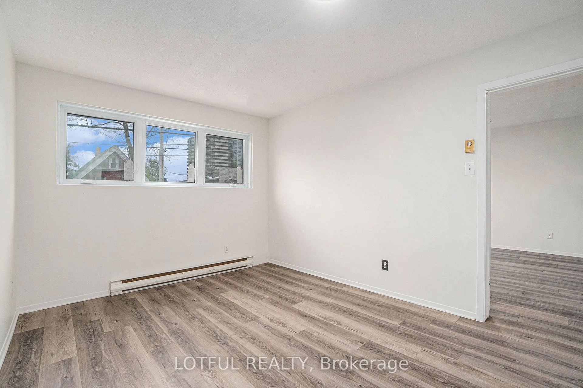 Photo 9 of Unit A, 185 Mcarthur Avenue, Ottawa, Vanier — HOMEH
