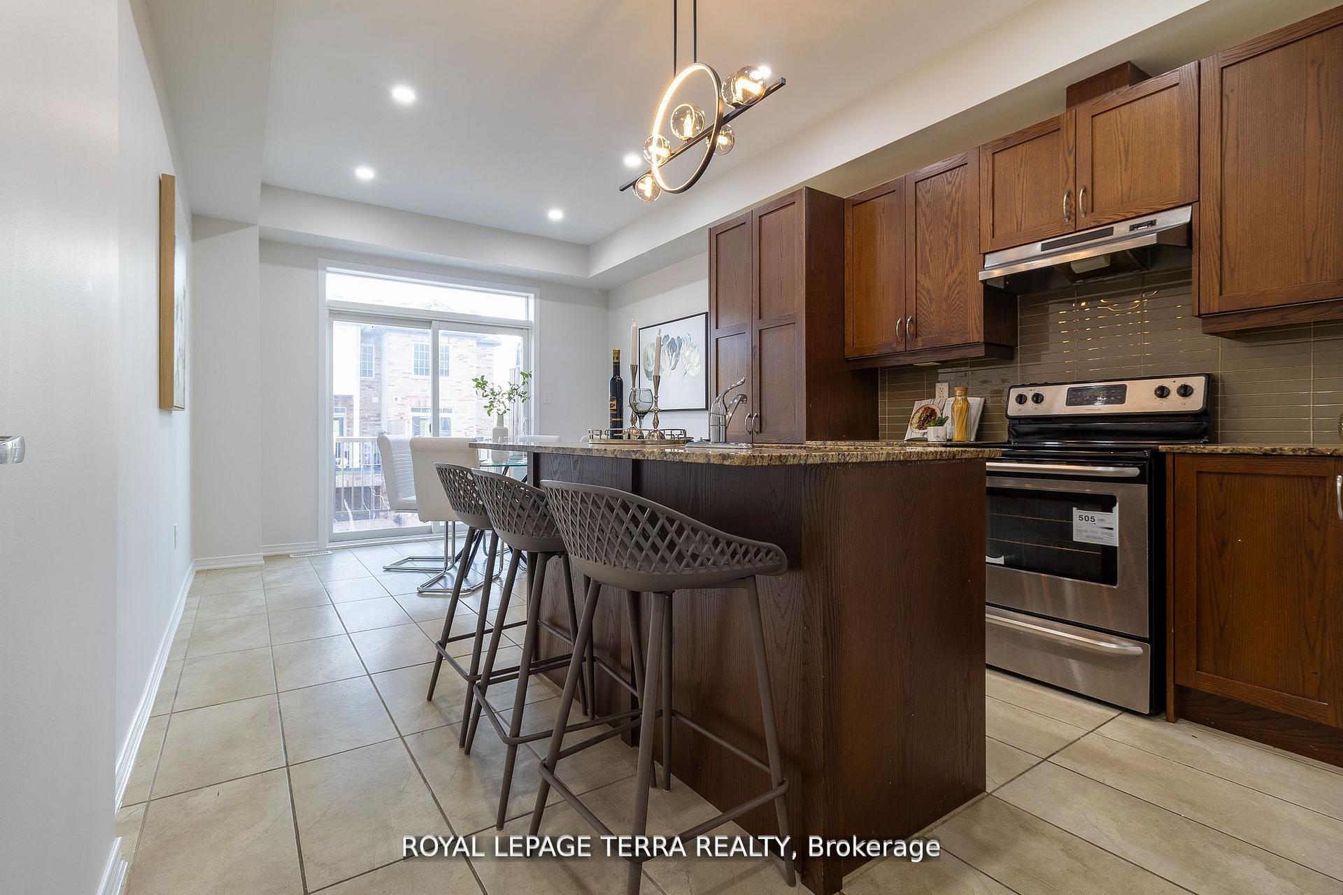 Photo 8 of 8 Graywardine Lane, Ajax, Northeast Ajax — HOMEH