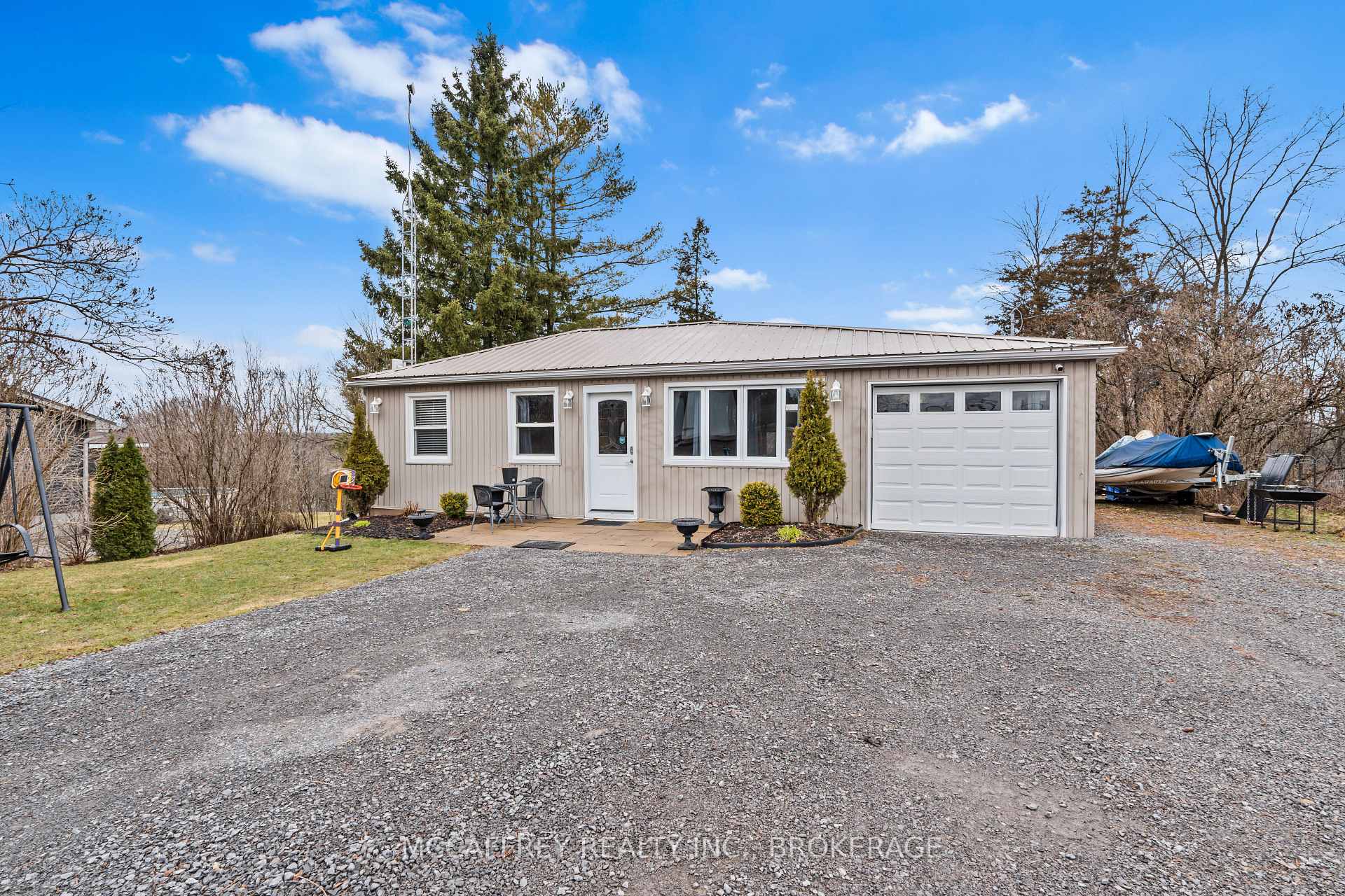 Photo 2 of 6409 Old Highway 2, Tyendinaga, Tyendinaga Township — HOMEH