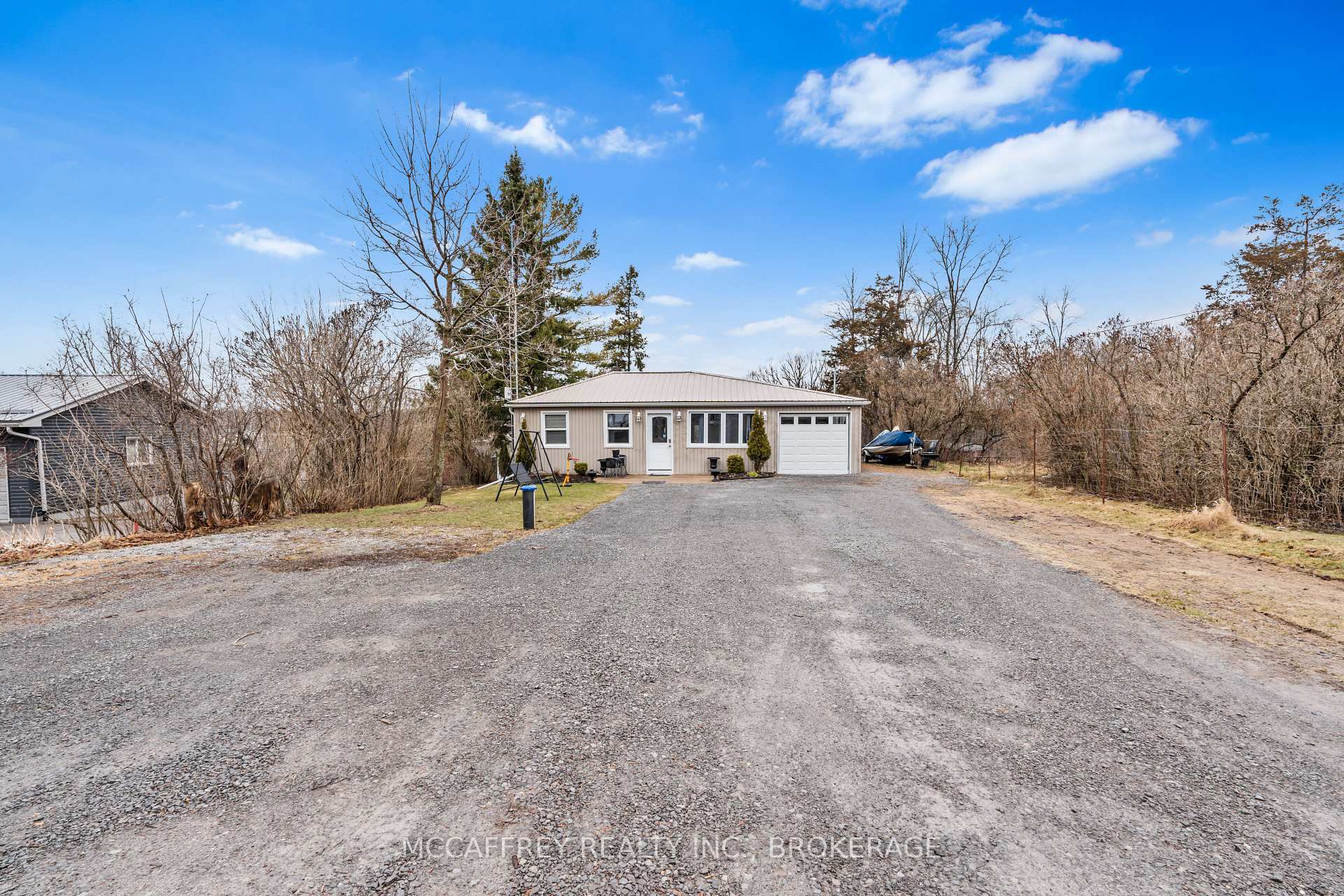 Photo 3 of 6409 Old Highway 2, Tyendinaga, Tyendinaga Township — HOMEH