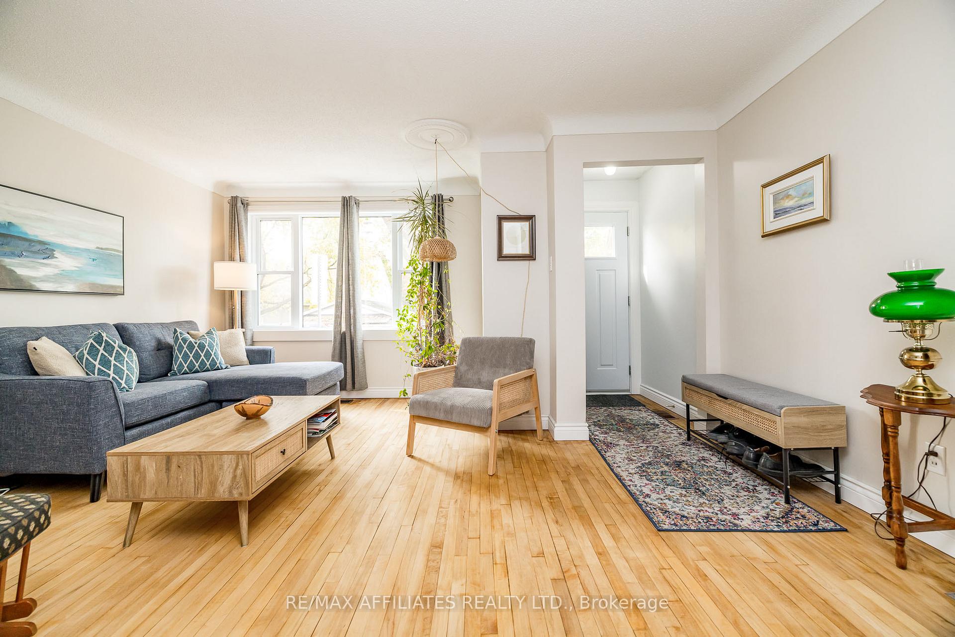 Photo 7 of 361 Larouche Street, Ottawa, Vanier — HOMEH