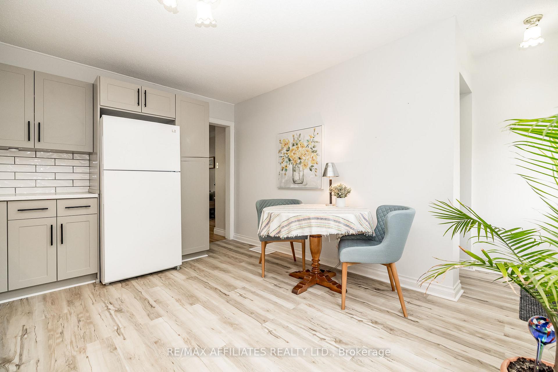 Photo 12 of 361 Larouche Street, Ottawa, Vanier — HOMEH