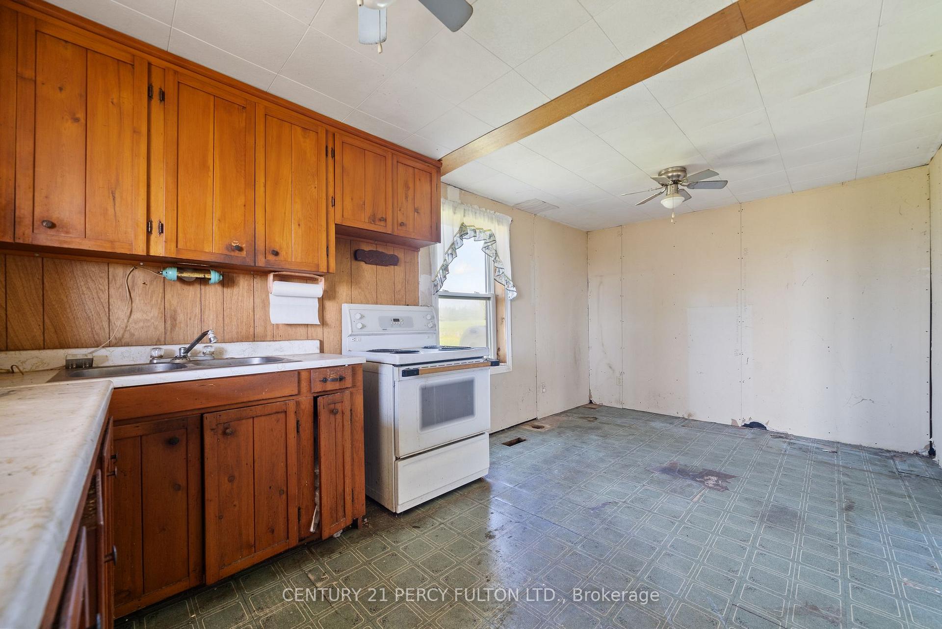 Photo 14 of 156 Plumb Road, Tyendinaga, Tyendinaga Township — HOMEH