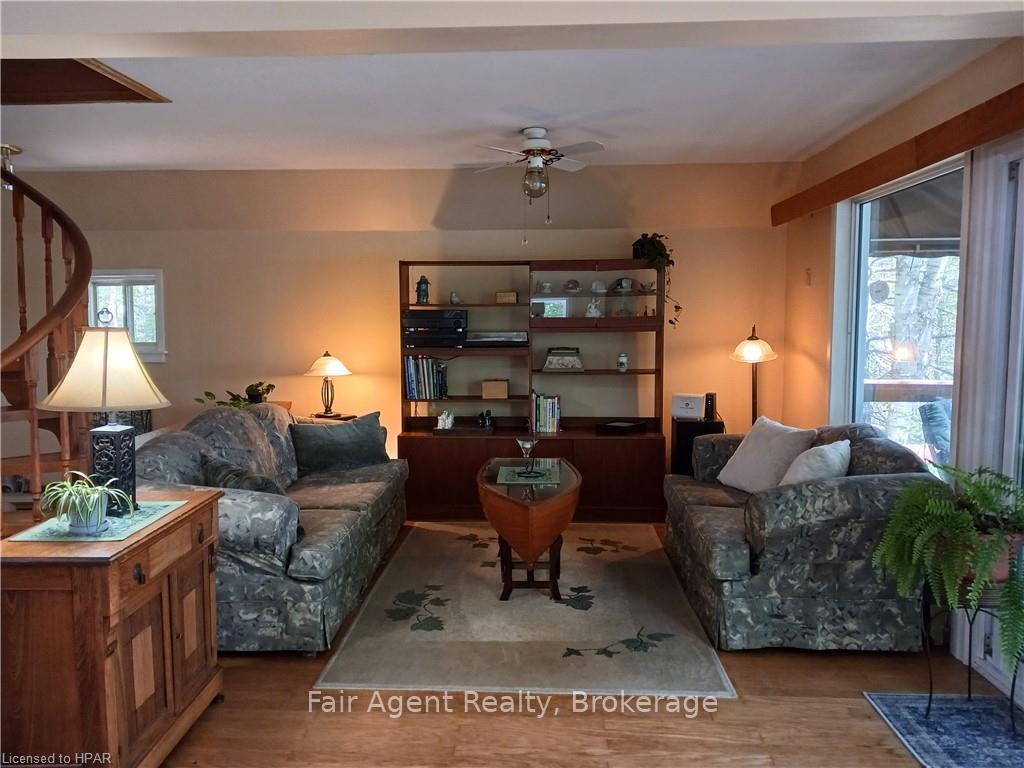 Photo 6 of 44 Fitzgerald Road, Ajax, South West — HOMEH
