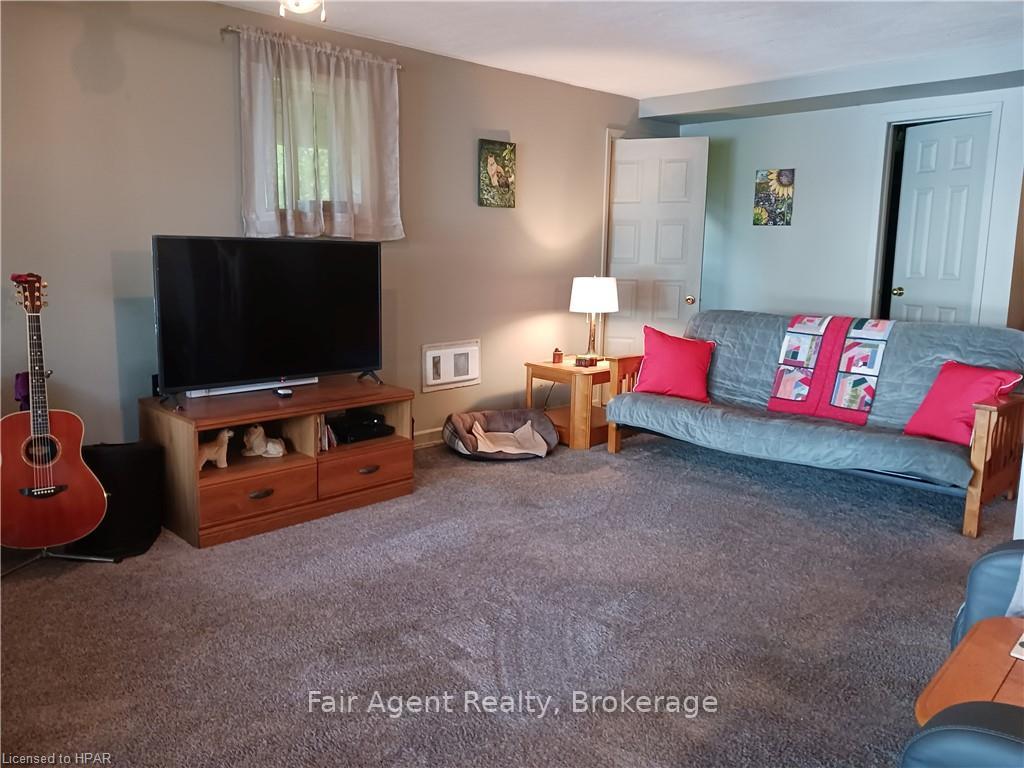 Photo 7 of 44 Fitzgerald Road, Ajax, South West — HOMEH