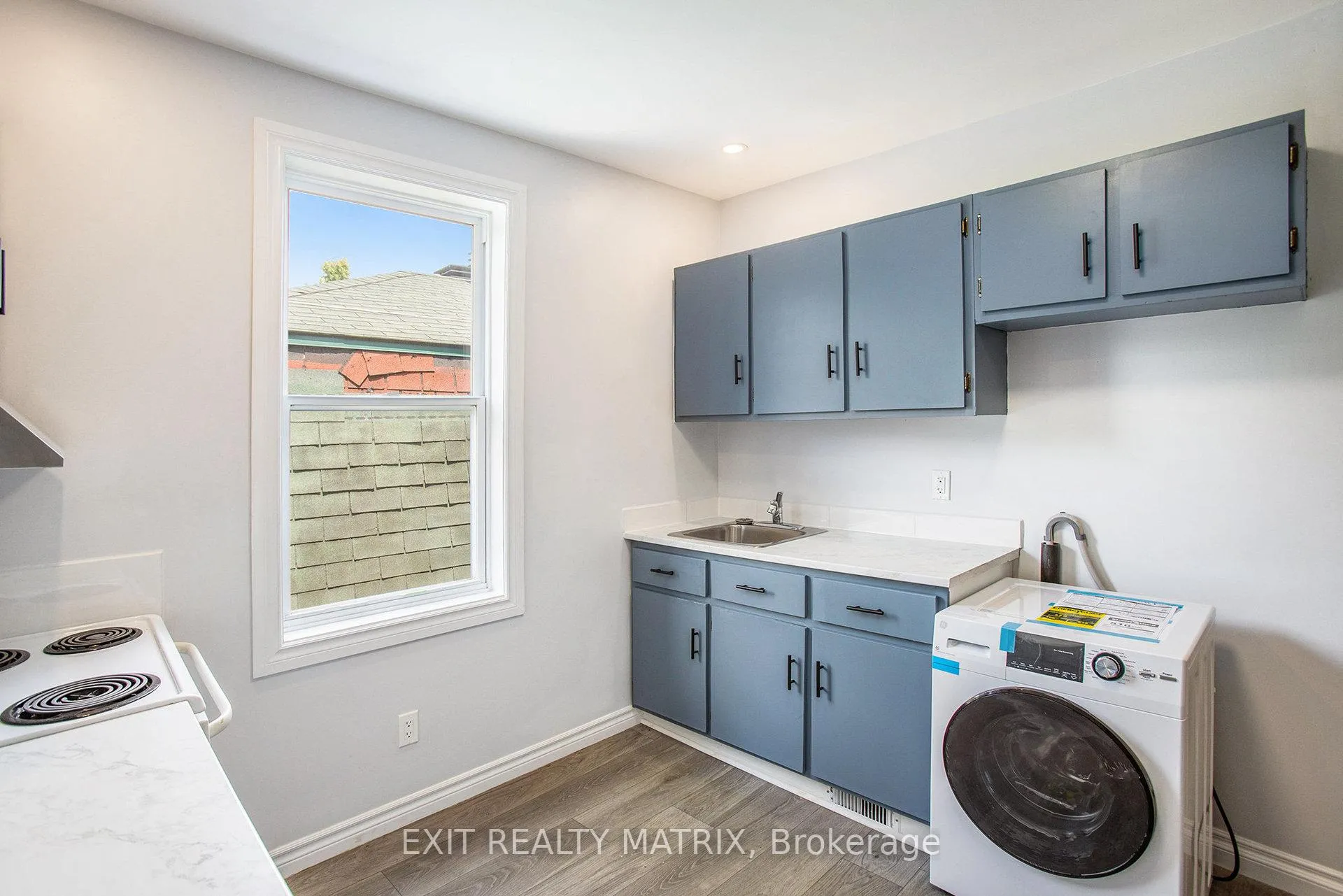 Photo 9 of Unit 2, 256 Park, Ottawa, Vanier — HOMEH