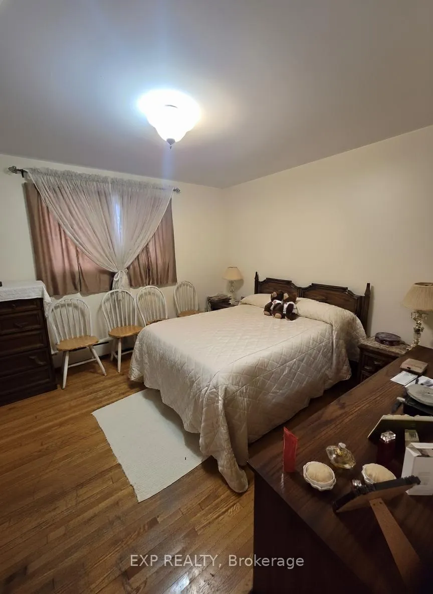 Photo 6 of 310 Patton Street, Ottawa, Vanier — HOMEH