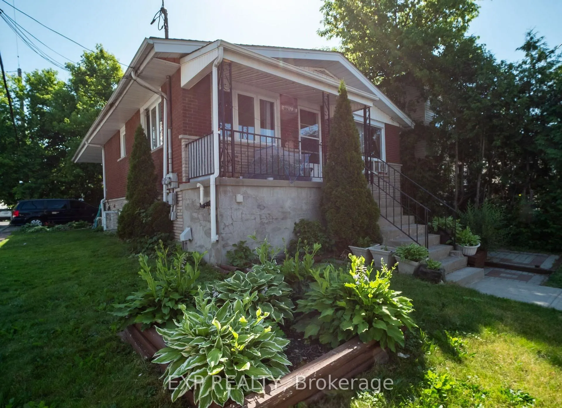 Photo 10 of 310 Patton Street, Ottawa, Vanier — HOMEH