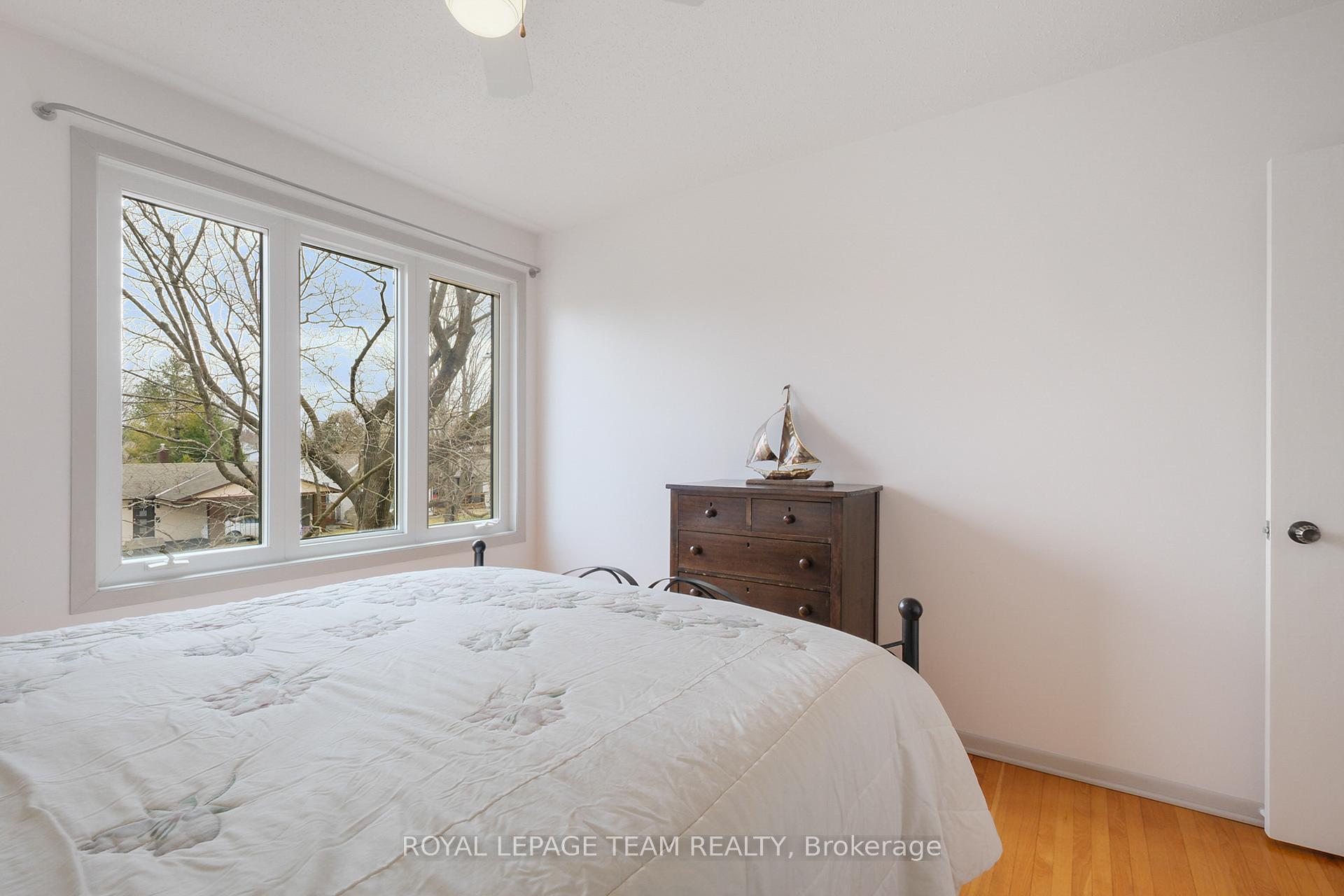 Photo 27 of 780 Eastvale Drive, Ottawa, Beacon Hill North — HOMEH