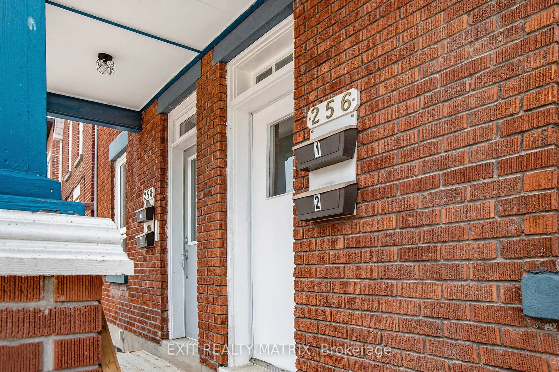 Photo 3 of Unit 1, 256 Park, Ottawa, Vanier — HOMEH