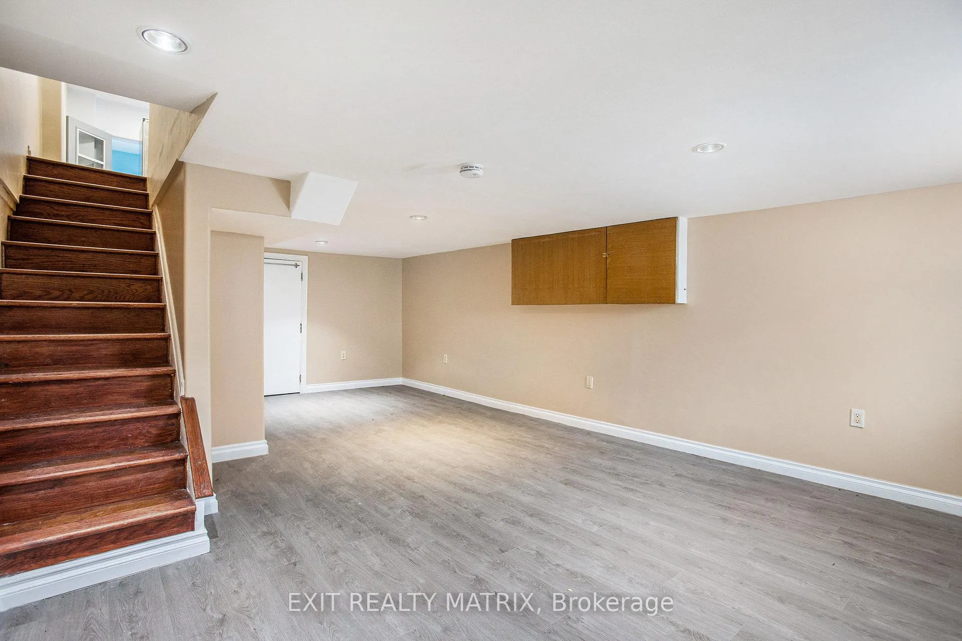 Photo 12 of Unit 1, 256 Park, Ottawa, Vanier — HOMEH