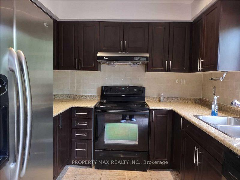 Photo 6 of Unit Upper, 54 Chapman Drive, Ajax, Central — HOMEH