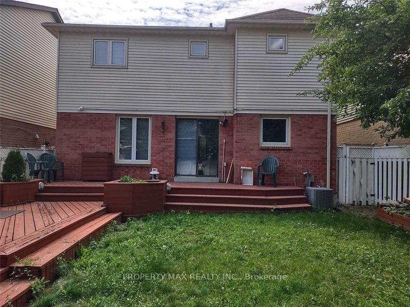 Photo 18 of Unit Upper, 54 Chapman Drive, Ajax, Central — HOMEH