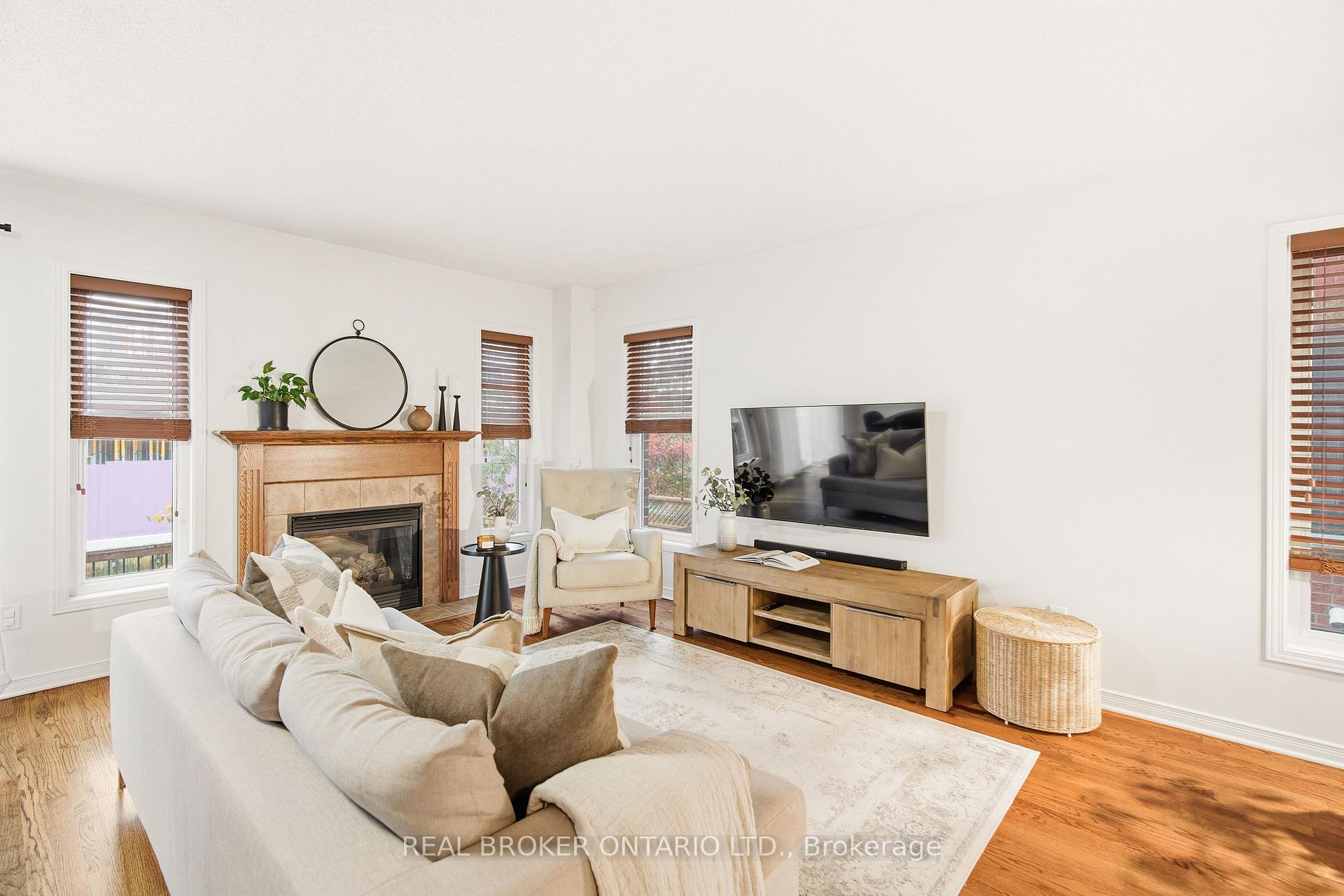 Photo 11 of 281 Freedom Private, Ottawa, Riverview Park — HOMEH