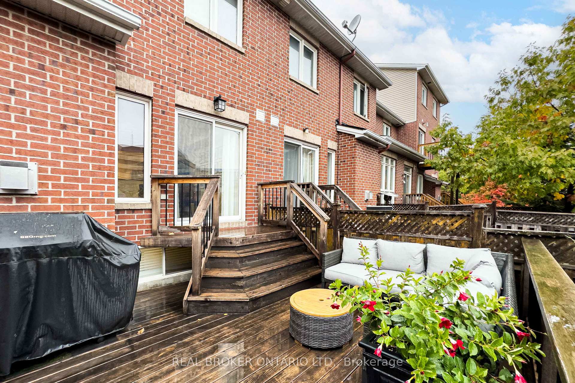 Photo 35 of 281 Freedom Private, Ottawa, Riverview Park — HOMEH