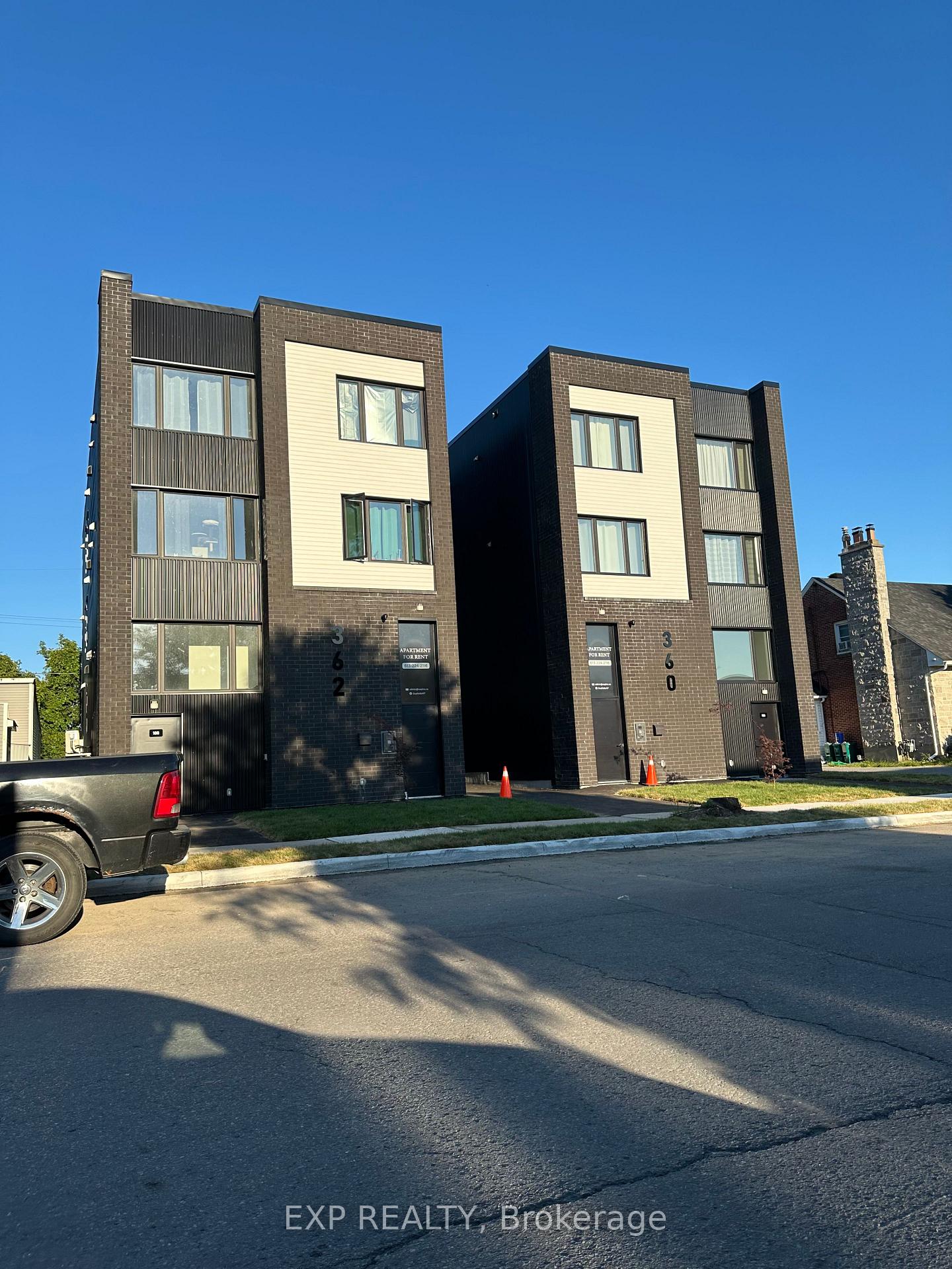 Front of Unit 101, 362 Lacasse Avenue