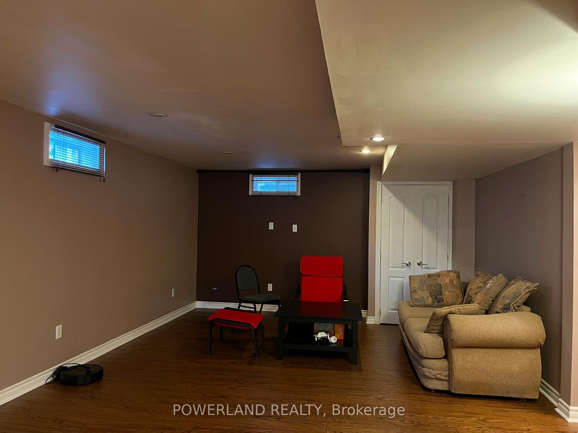 Photo 7 of 249 Kennedy Street W, Aurora, Aurora Highlands — HOMEH