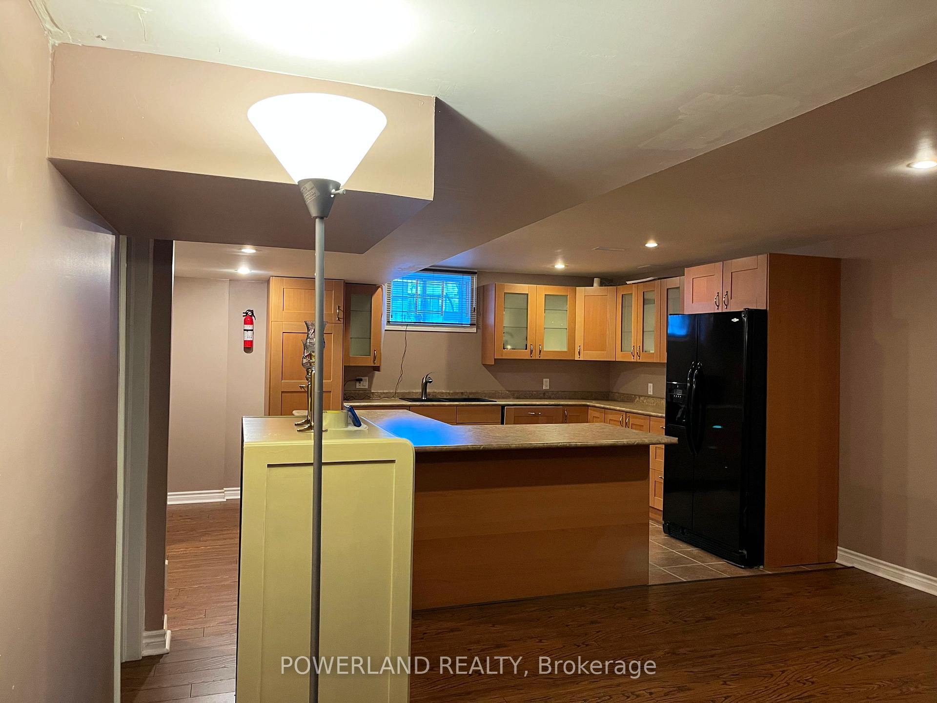 Photo 9 of 249 Kennedy Street W, Aurora, Aurora Highlands — HOMEH