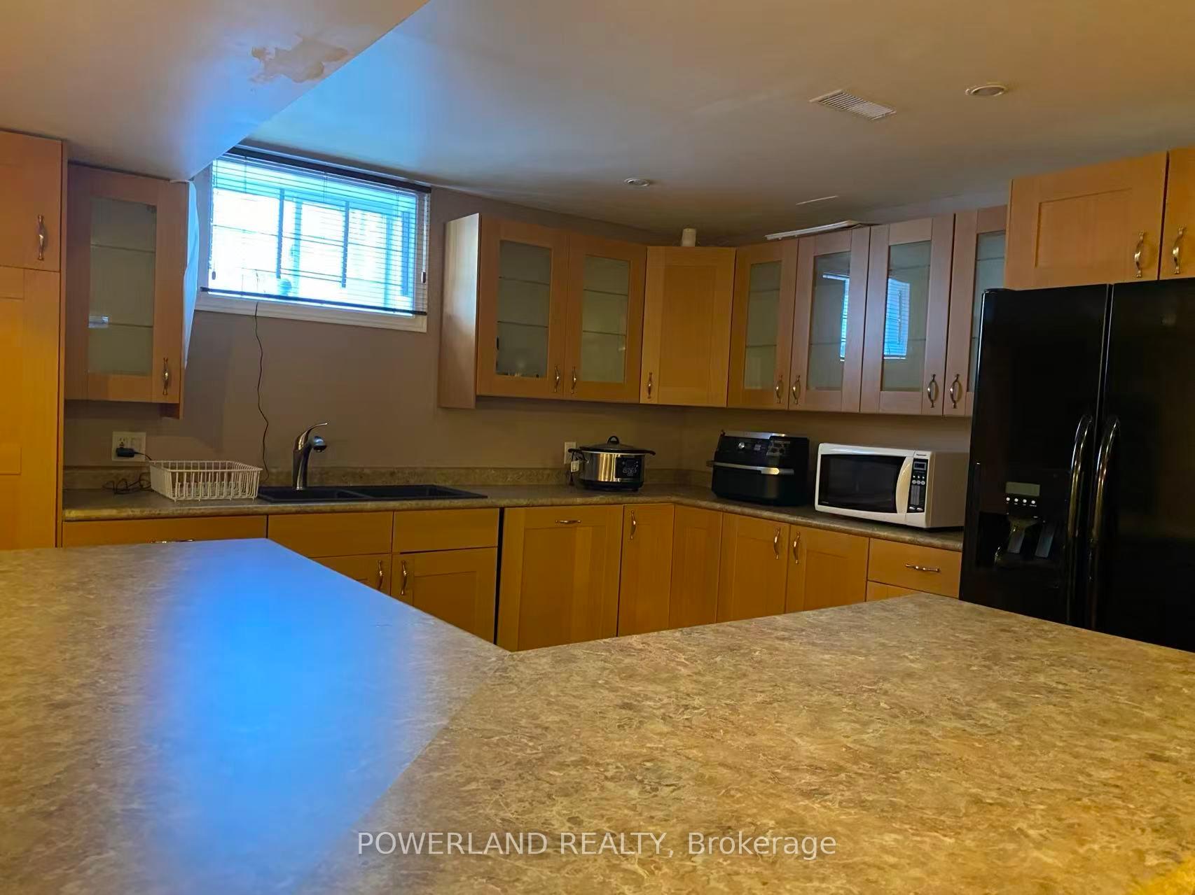 Photo 18 of 249 Kennedy Street W, Aurora, Aurora Highlands — HOMEH