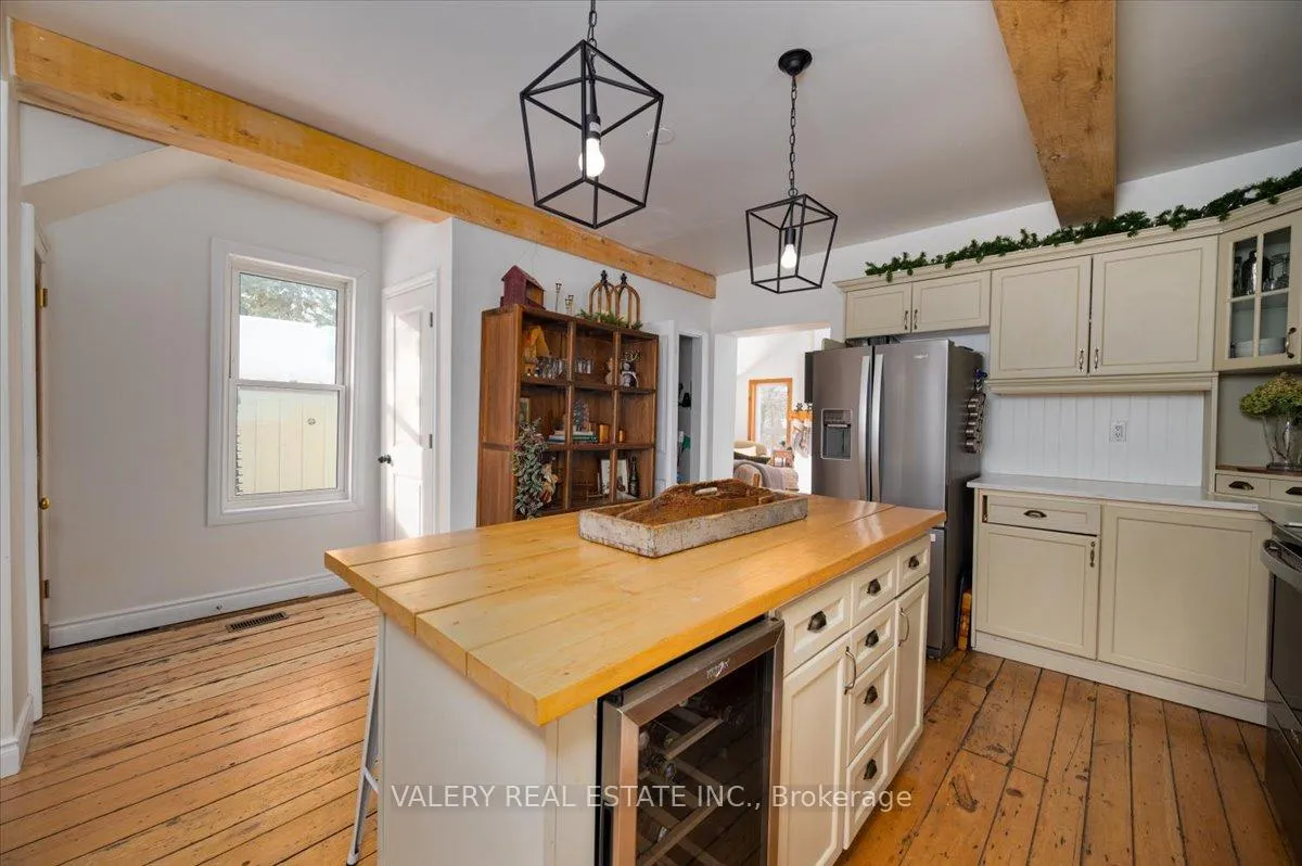 Photo 11 of 133 Brock St E Street, Uxbridge — HOMEH