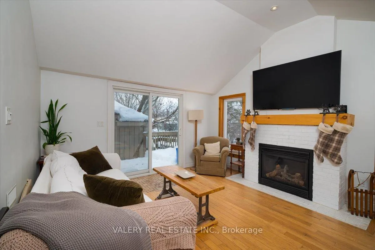 Photo 14 of 133 Brock St E Street, Uxbridge — HOMEH