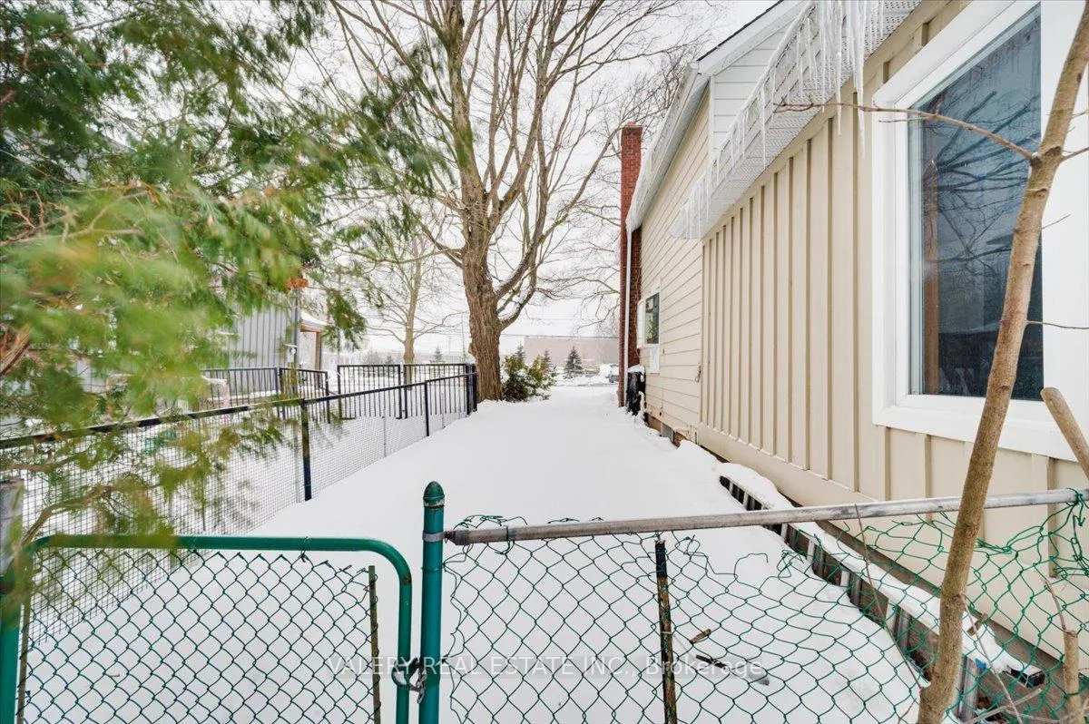 Photo 37 of 133 Brock St E Street, Uxbridge — HOMEH