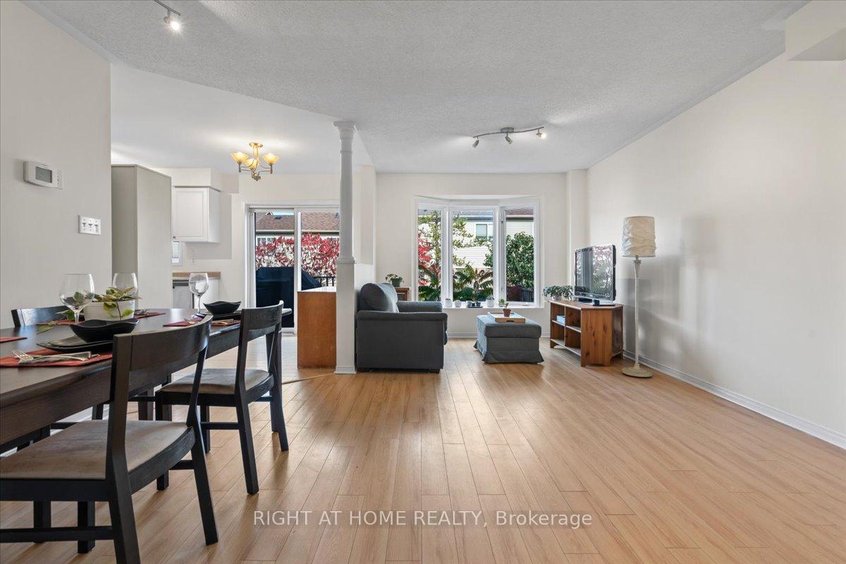 Photo 22 of 84 Trevino Circle, Barrie, East Bayfield — HOMEH