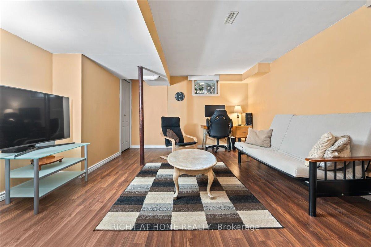 Photo 16 of 84 Trevino Circle, Barrie, East Bayfield — HOMEH