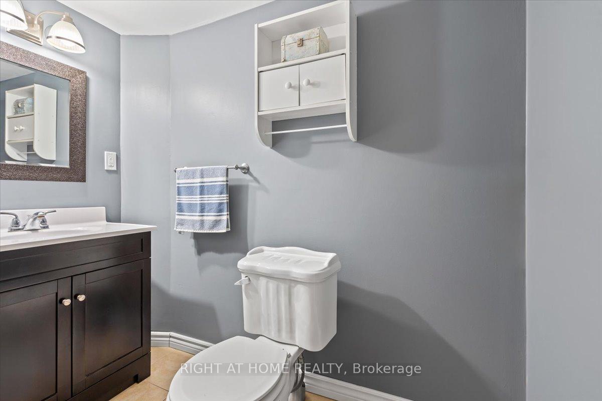Photo 20 of 84 Trevino Circle, Barrie, East Bayfield — HOMEH