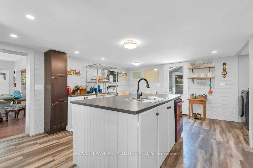Photo 9 of 109714 7 Hwy, Tweed, Elzevir (Twp) — HOMEH