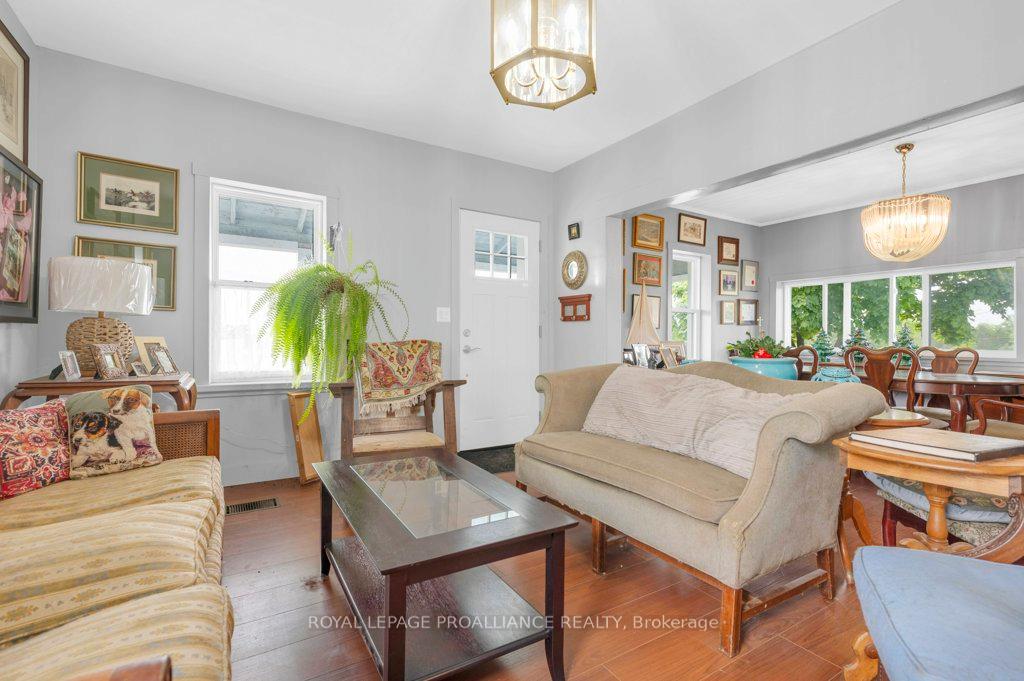 Photo 17 of 109714 7 Hwy, Tweed, Elzevir (Twp) — HOMEH