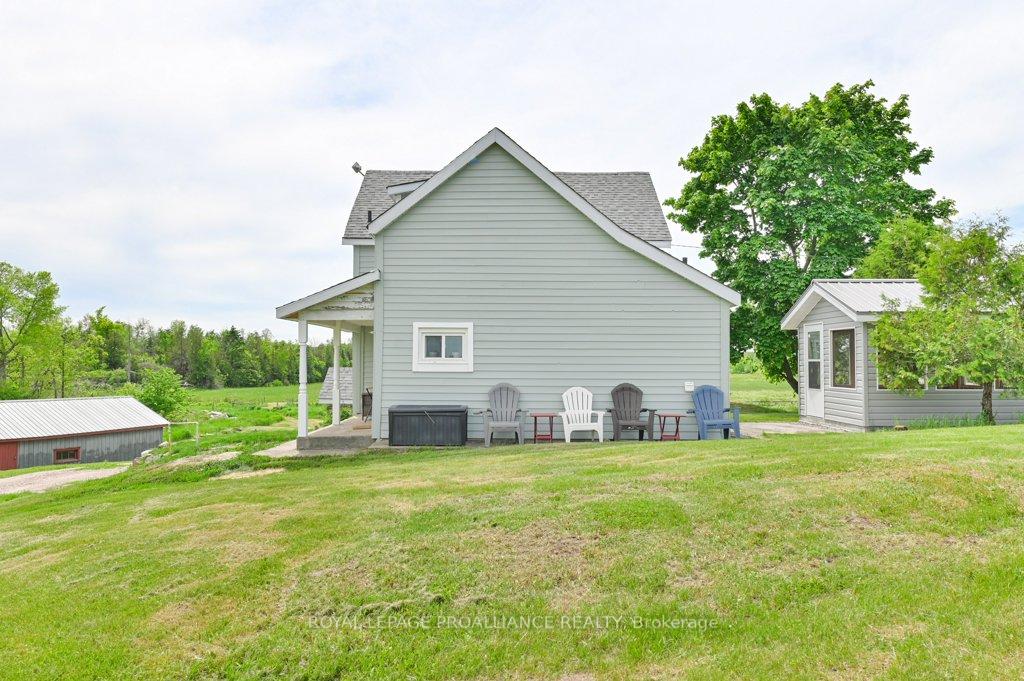 Photo 27 of 109714 7 Hwy, Tweed, Elzevir (Twp) — HOMEH