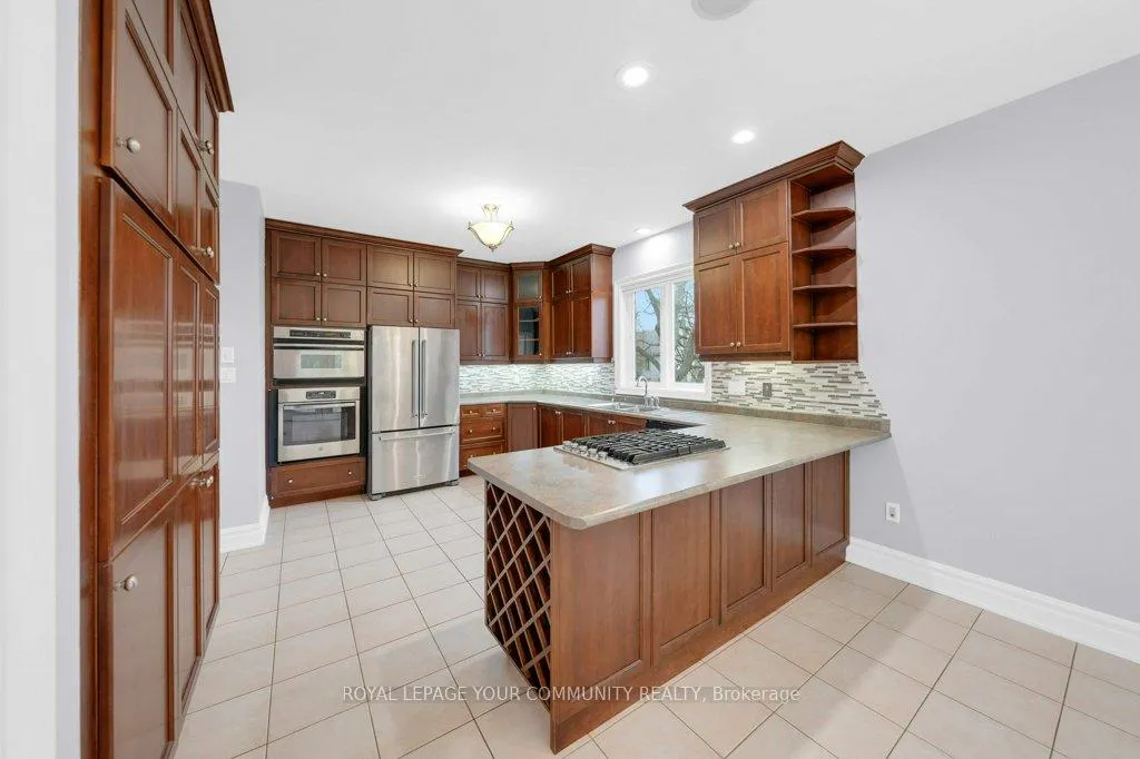 Photo 18 of 2 Kootenay Ridge, Vaughan, Rural Vaughan — HOMEH