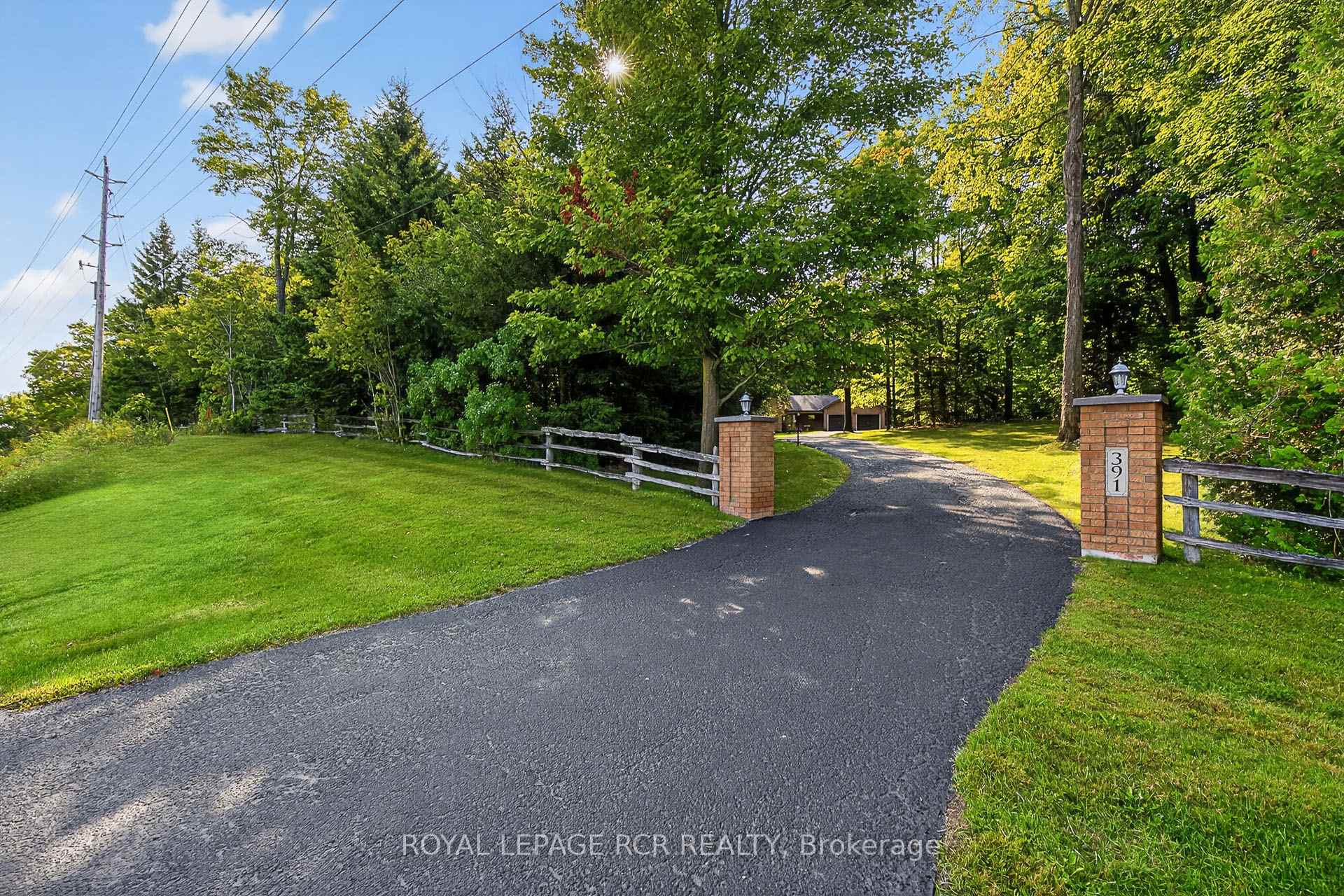 Photo 2 of 391 Goodwood Road, Uxbridge, Rural Uxbridge — HOMEH
