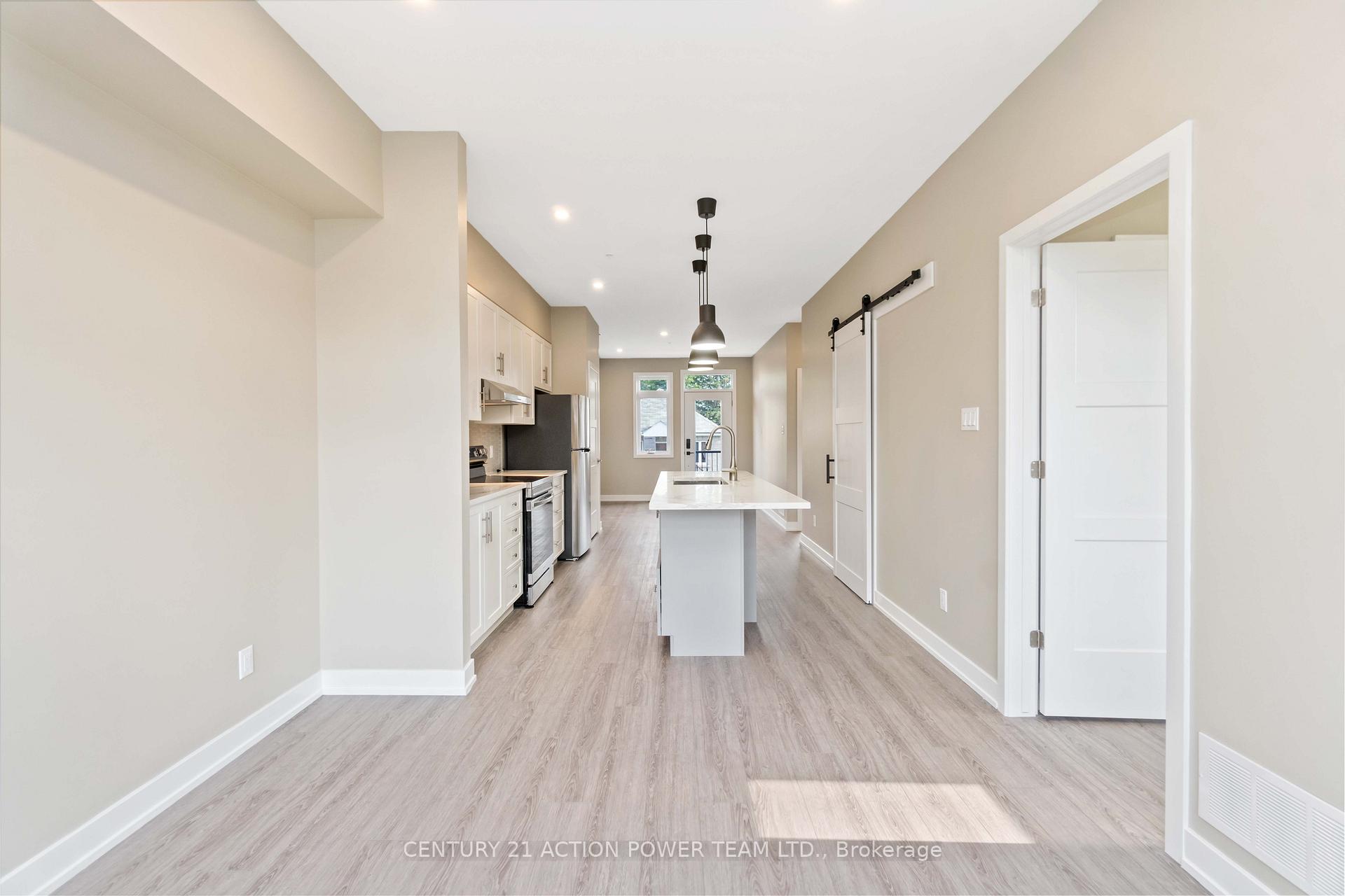 Photo 13 of Unit 1, 280 Levis Avenue, Ottawa, Vanier — HOMEH