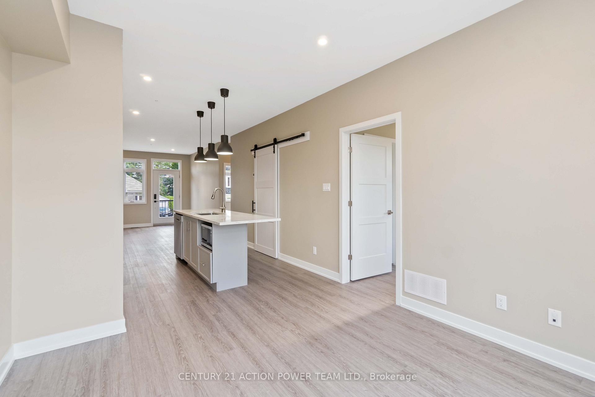 Photo 14 of Unit 1, 280 Levis Avenue, Ottawa, Vanier — HOMEH