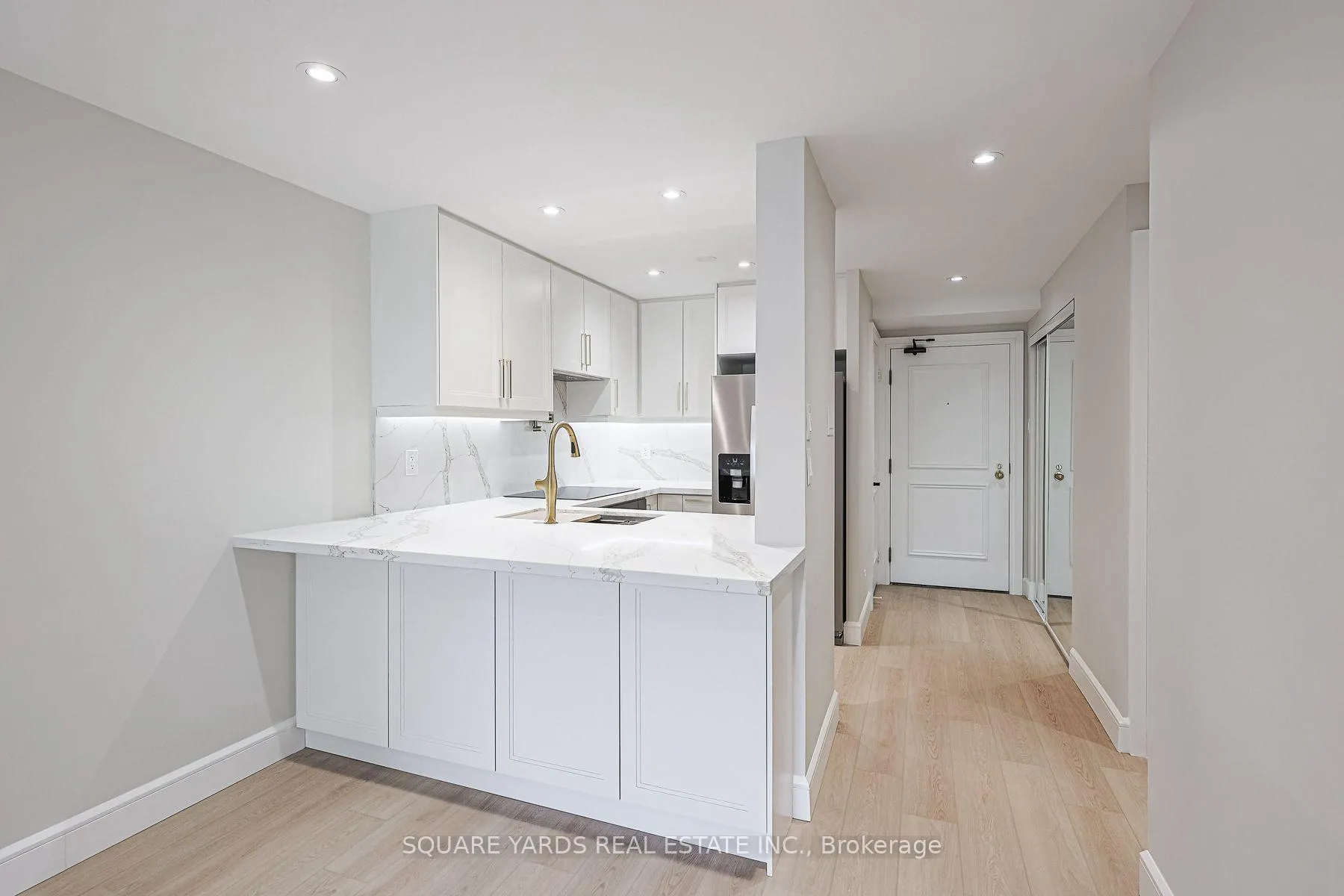 Photo 7 of Unit 505, 92 King St E, Toronto, Church-Yonge Corridor — HOMEH