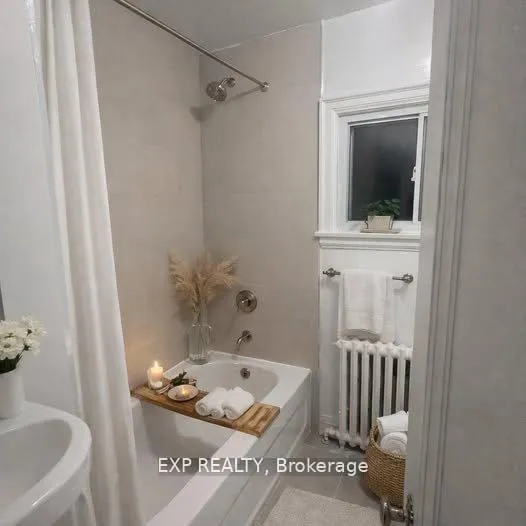 Photo 7 of 11 Fairside Avenue, Toronto, Danforth Village-East York — HOMEH