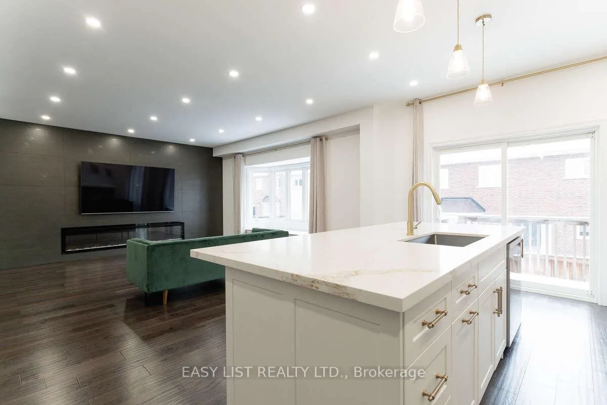 Photo 8 of 3 Halliday Street, Ajax, Northeast Ajax — HOMEH