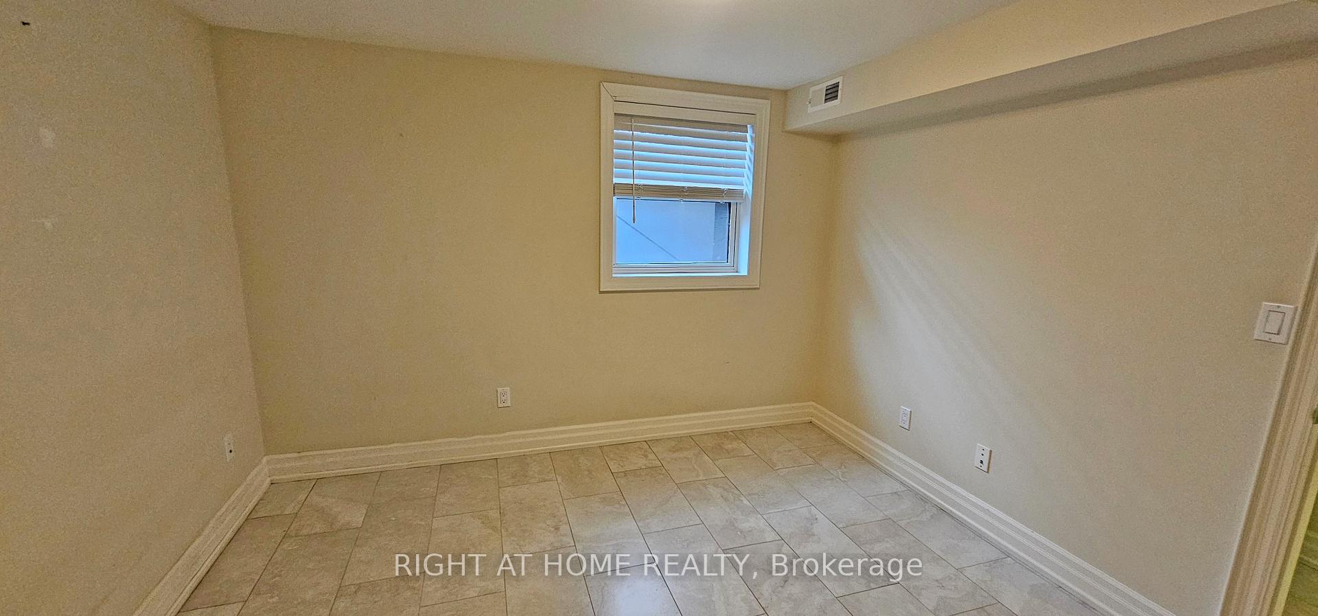 Photo 7 of Unit Ll, 728 Shaw Street, Toronto, Palmerston-Little Italy — HOMEH
