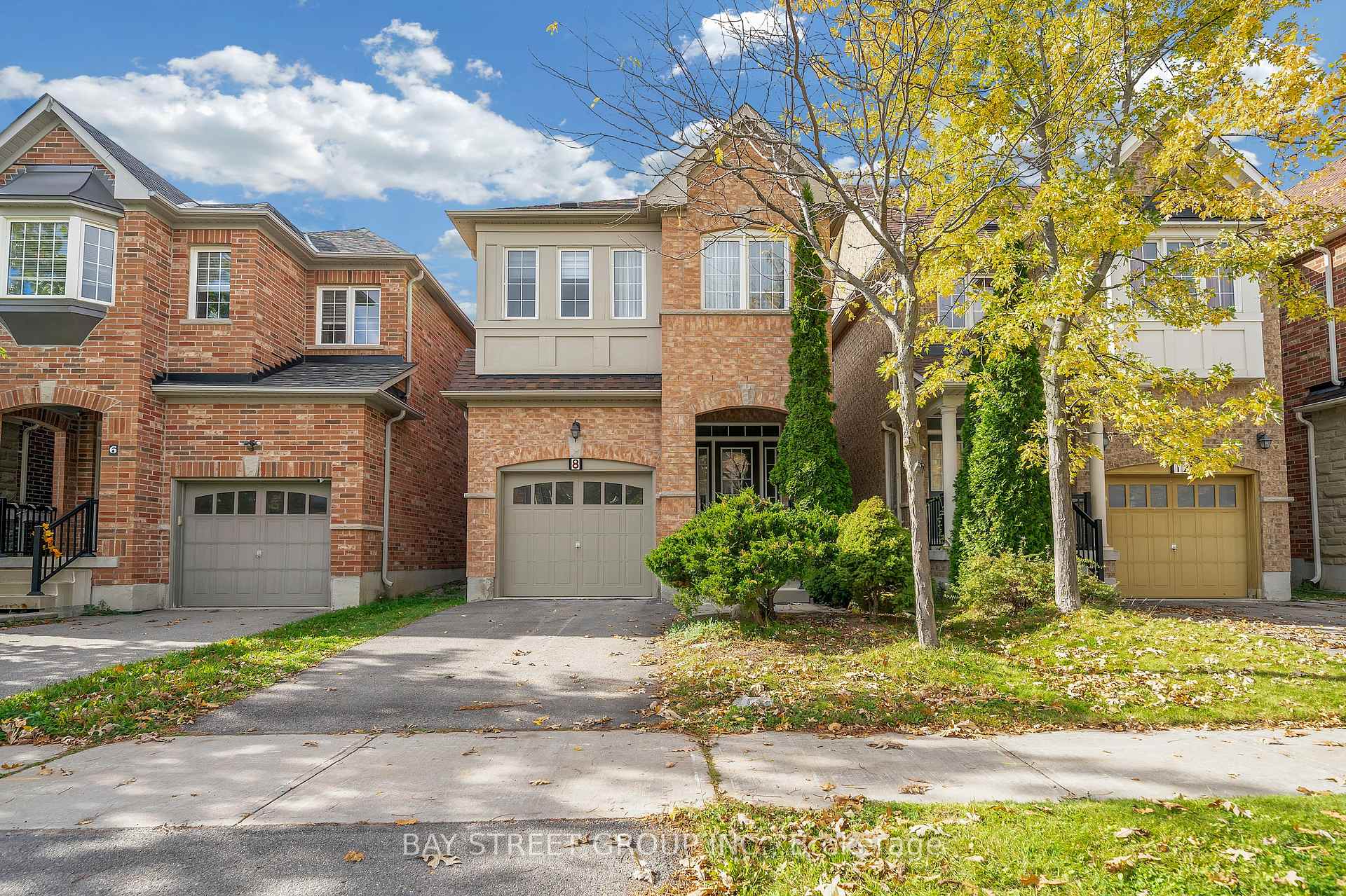 Photo 1 of 8 Carrier Crescent, Vaughan, Patterson — HOMEH